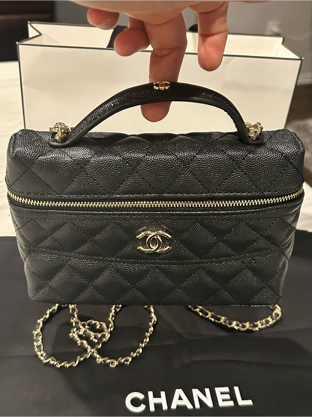 Chanel Quilted Leather Vanity Crossbody Bag in Black VIP GWP - Picture 6 of 14